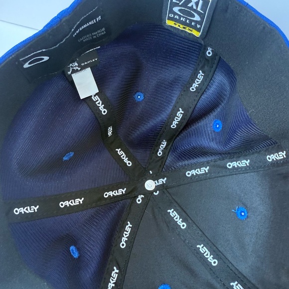 OAKLEY 6-Panel Classic Stretch Flex Blue Baseball Cap Hat Adult Unisex Size L/XL - Picture 6 of 10